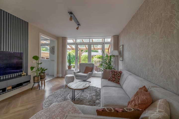 Photo 5 of Peuleyen 128