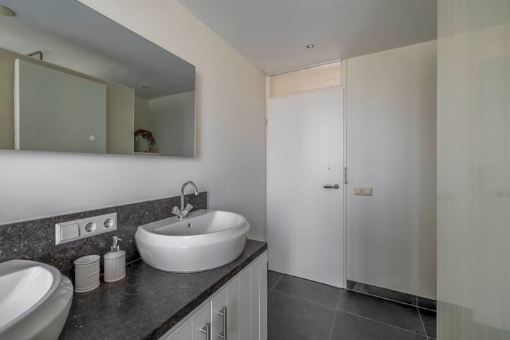 Photo 26 of Peuleyen 128