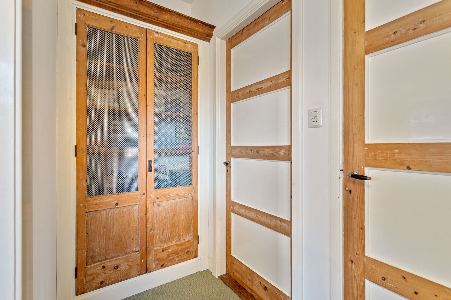 Photo 34 of Van Houtenkade 13