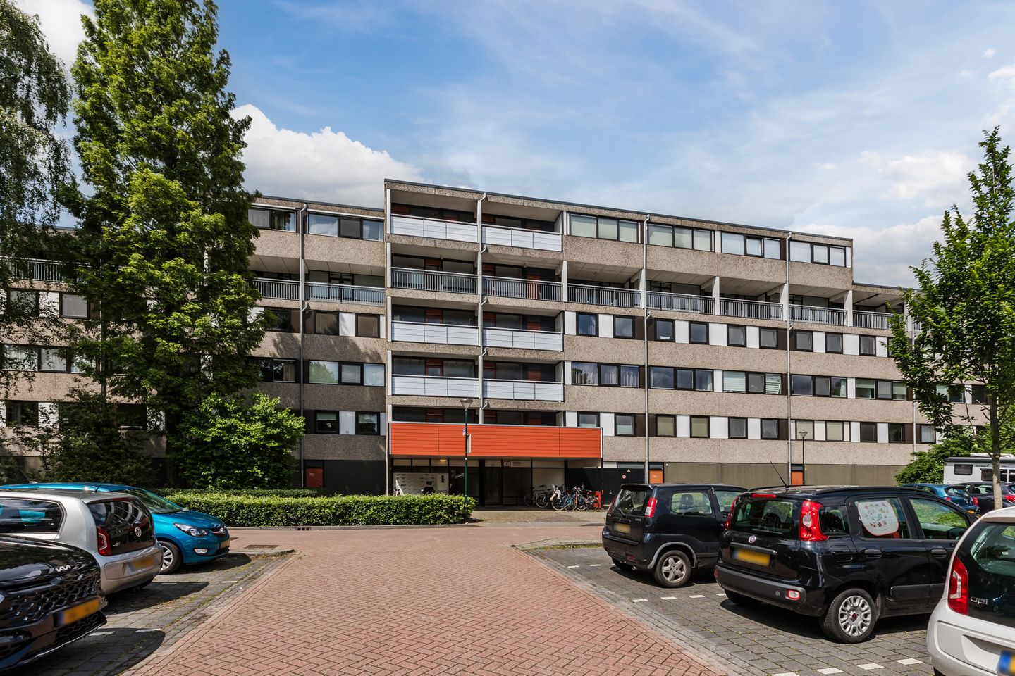 Foto 1 van Adelaartlaan 76