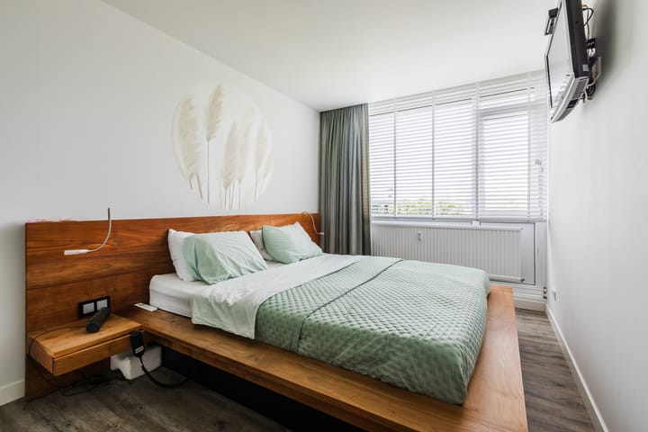 Photo 24 of Adelaartlaan 76