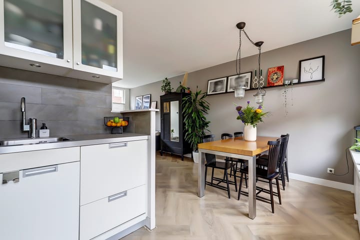 Foto 15 van Rhijnvis Feithstraat 10