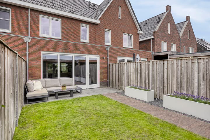 Foto 38 van Kaarsenmaker 40