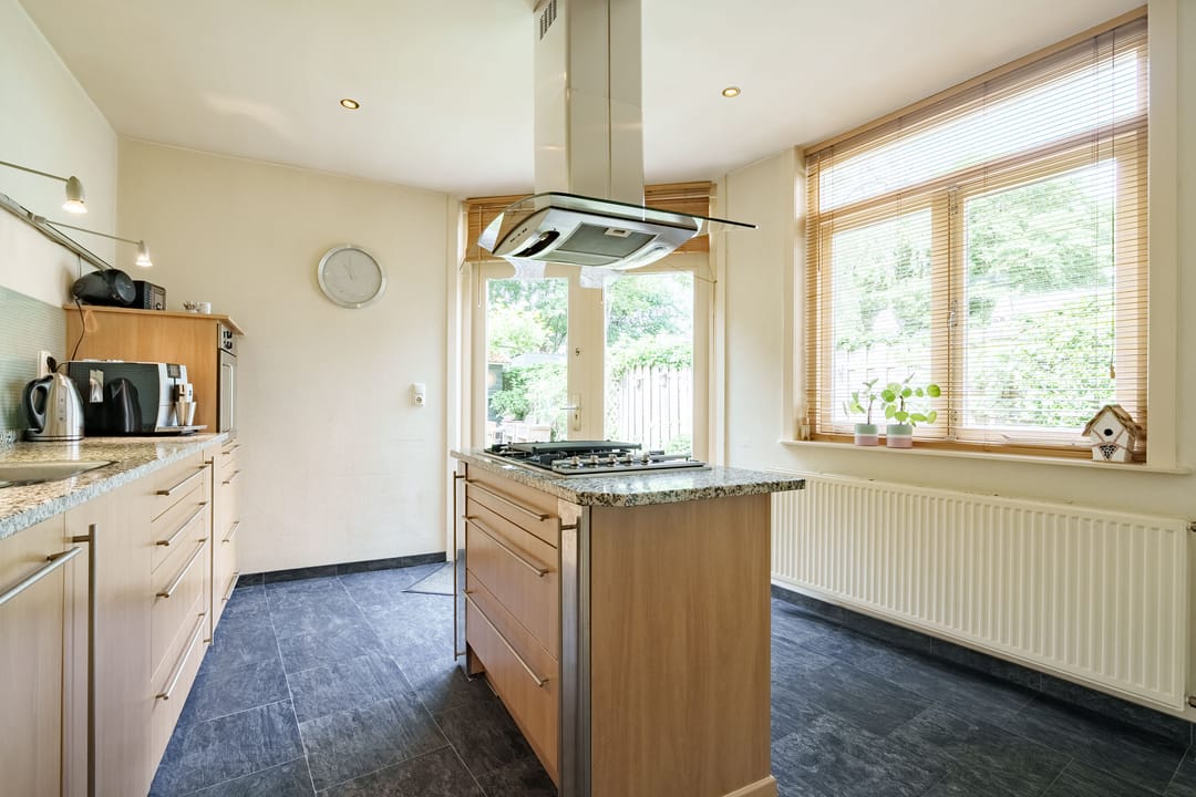 Foto 11 van Roemer Visscherlaan 65