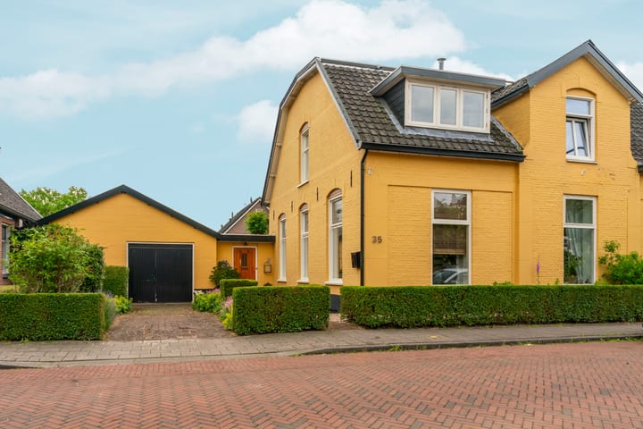 Foto 1 van Dorpsstraat 35