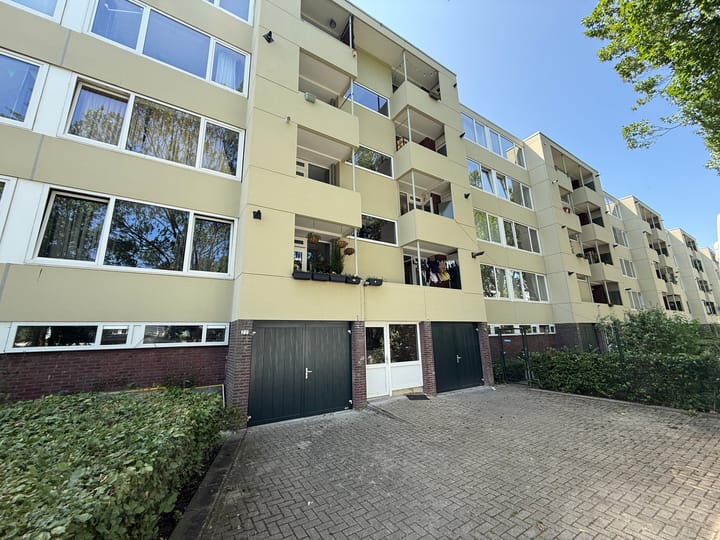 Photo 2 of Afrikalaan 221