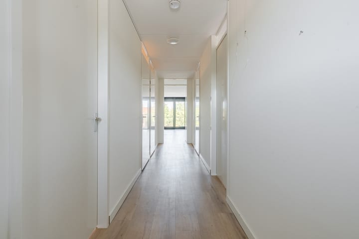 Foto 15 van Campherbeeklaan 55-06