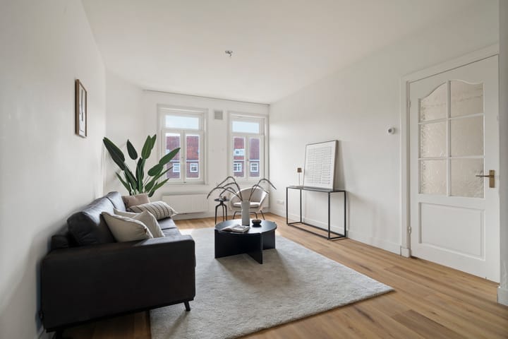 Foto 3 van Paramariboplein 45-3