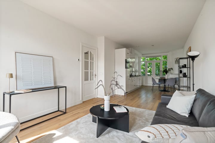 Foto 5 van Paramariboplein 45-3