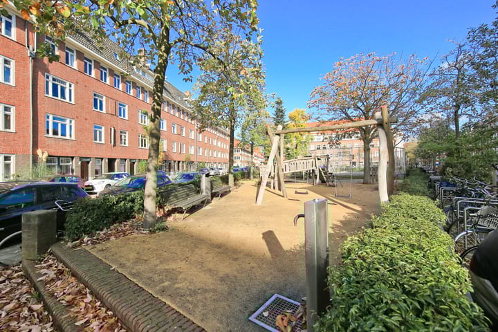 Foto 30 van Paramariboplein 45-3