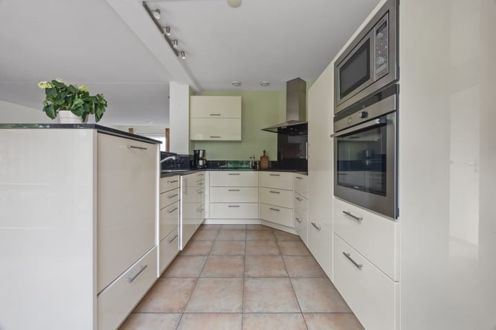 Foto 3 van Valeriaanstraat 1