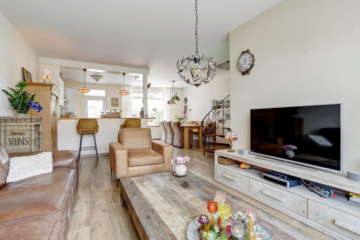 Foto 10 van Leerthouwerstraat 11