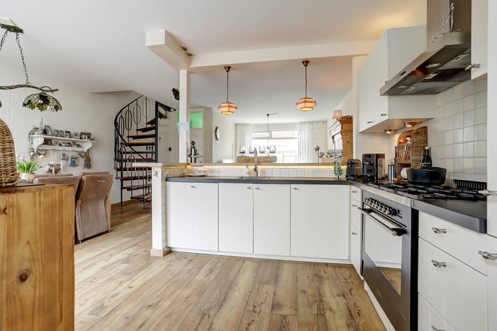 Foto 13 van Leerthouwerstraat 11