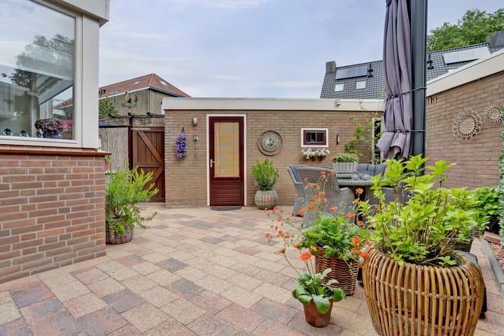 Foto 29 van Leerthouwerstraat 11