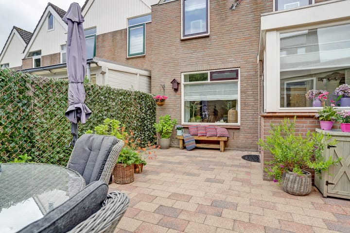 Foto 34 van Leerthouwerstraat 11