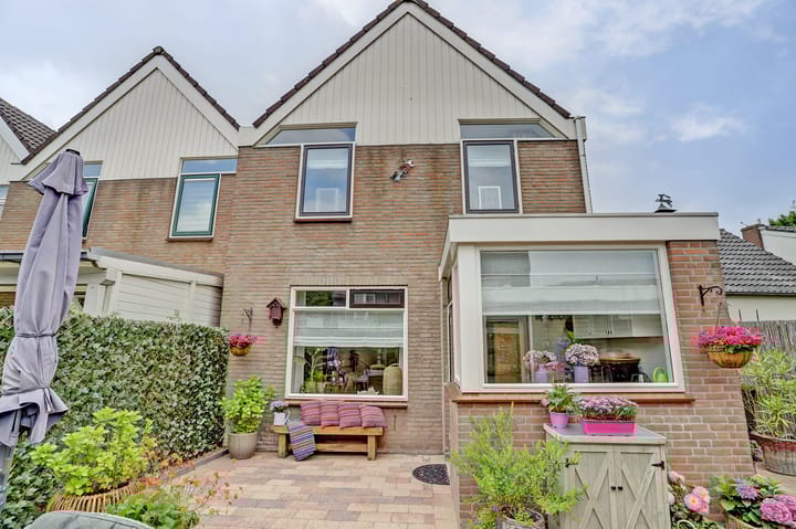 Foto 35 van Leerthouwerstraat 11