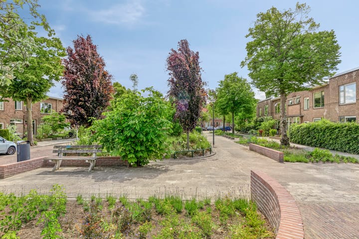 Foto 32 van Leliestraat 60