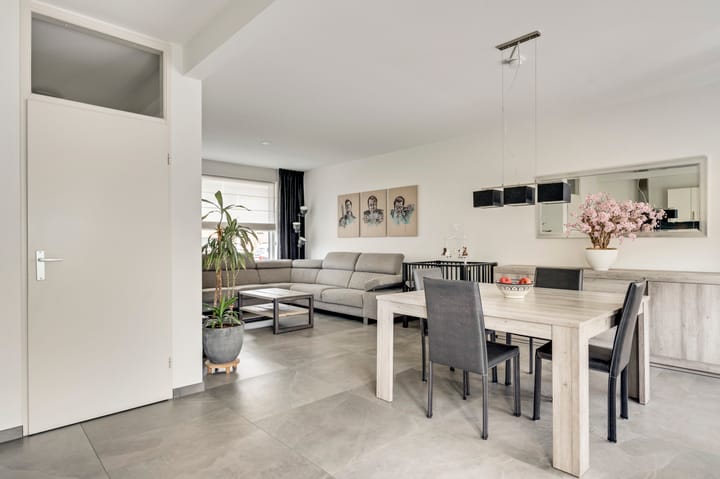 Foto 9 van Voorstestraat 114