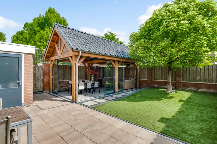 Foto 15 van Voorstestraat 114