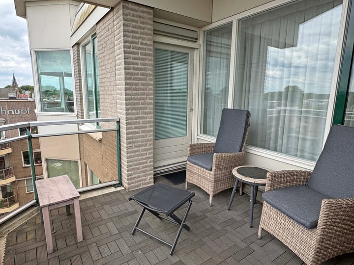 Foto 2 van Stationsplein 44