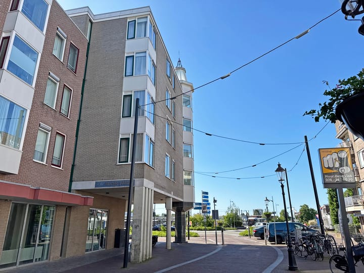 Foto 6 van Stationsplein 44