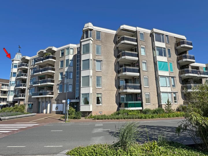 Foto 8 van Stationsplein 44