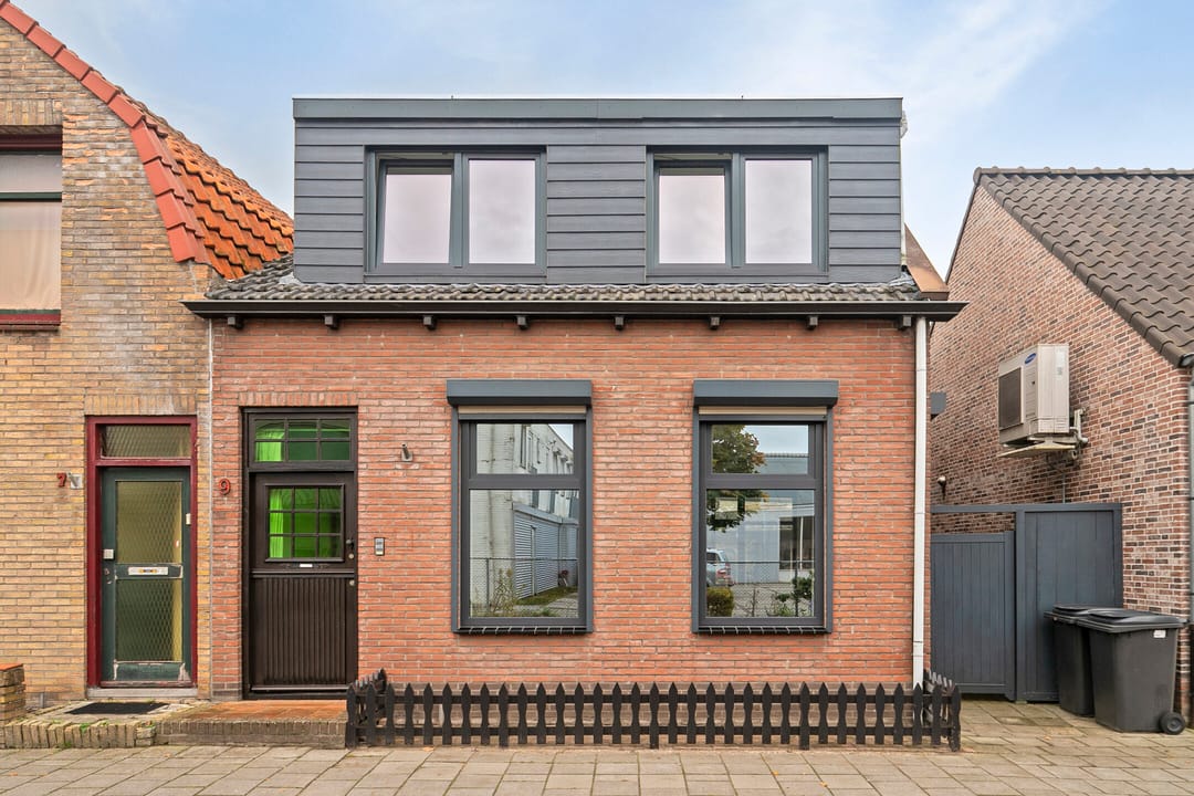 Photo 2 of Zandstraat 9