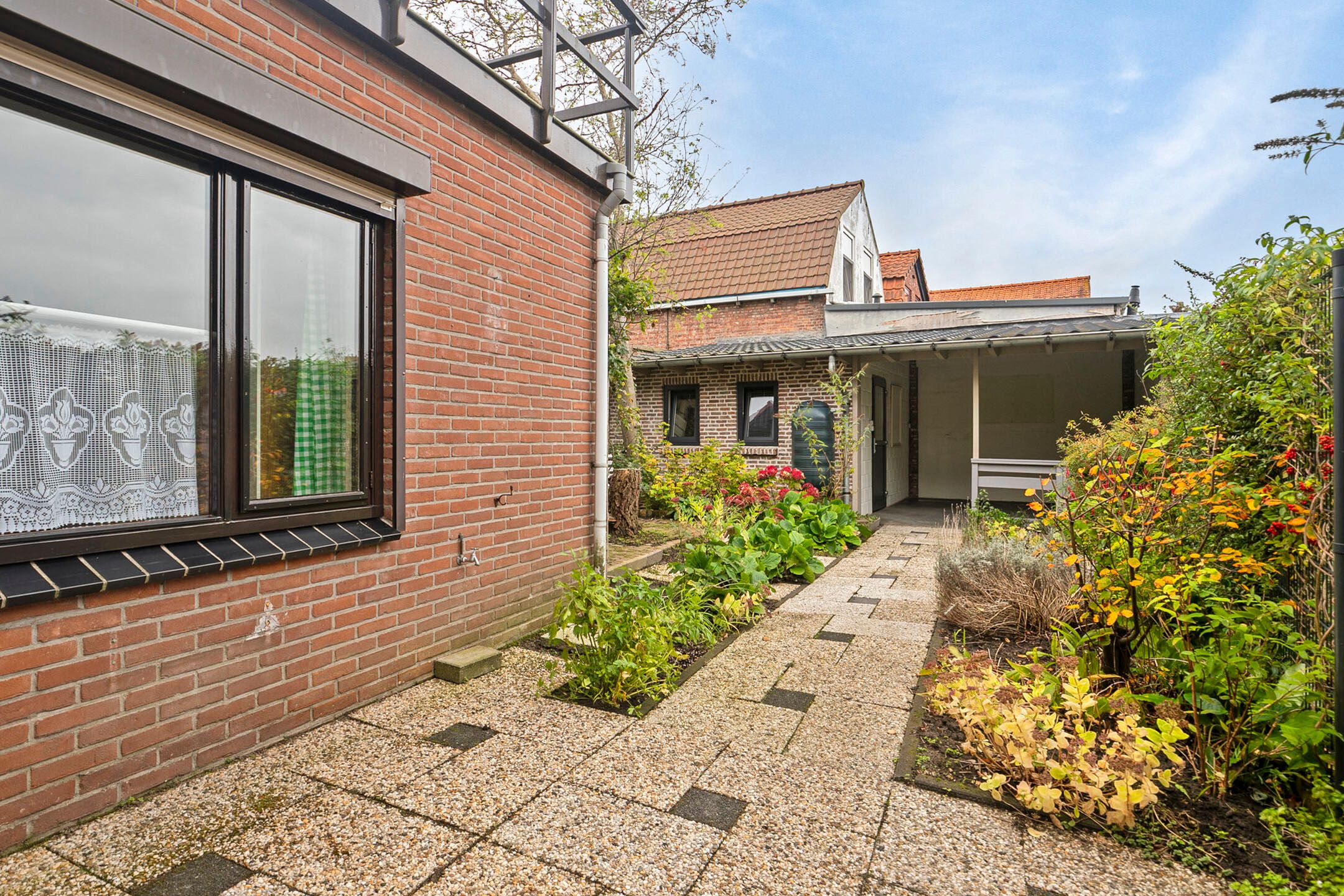 Photo 24 of Zandstraat 9