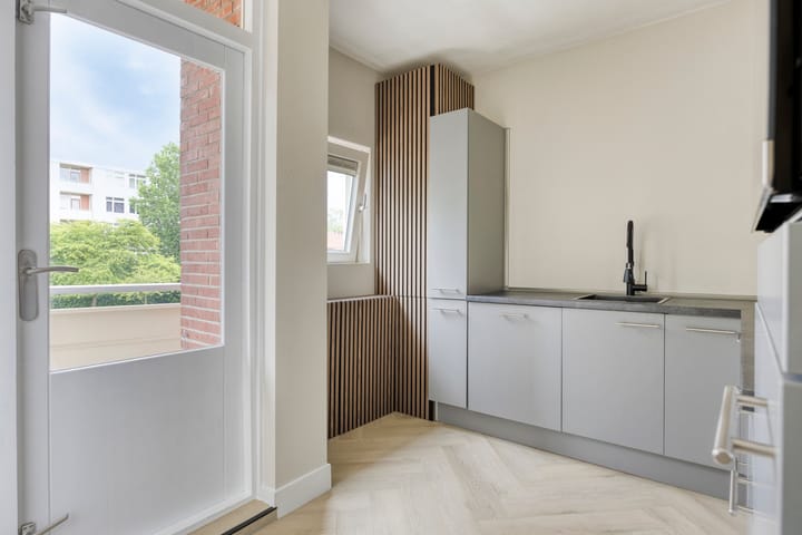 Photo 12 of Frans Halsstraat 40