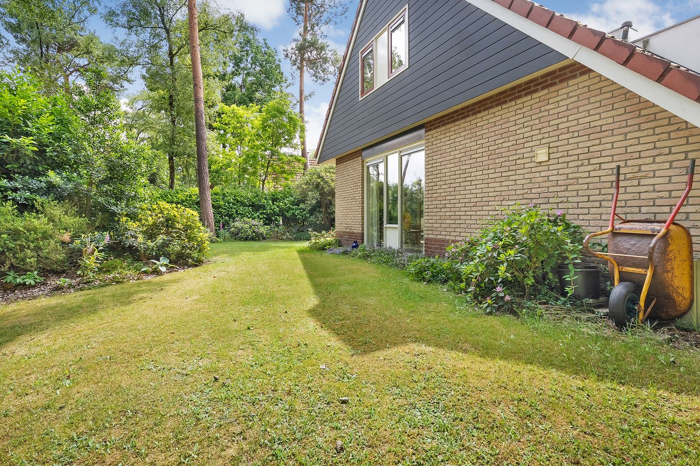 Foto 4 van Zonnebloemweg 10-08