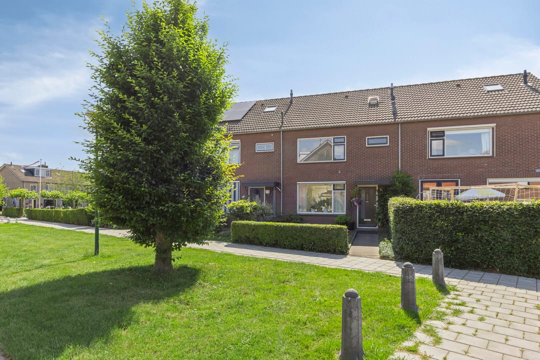 Photo 1 of Titus Brandsmastraat 5