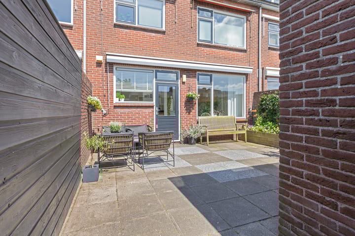 Foto 14 van Titus Brandsmastraat 5