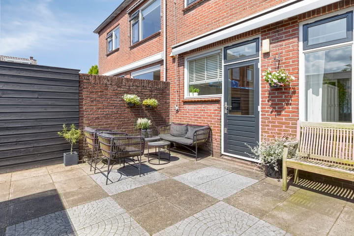 Foto 15 van Titus Brandsmastraat 5