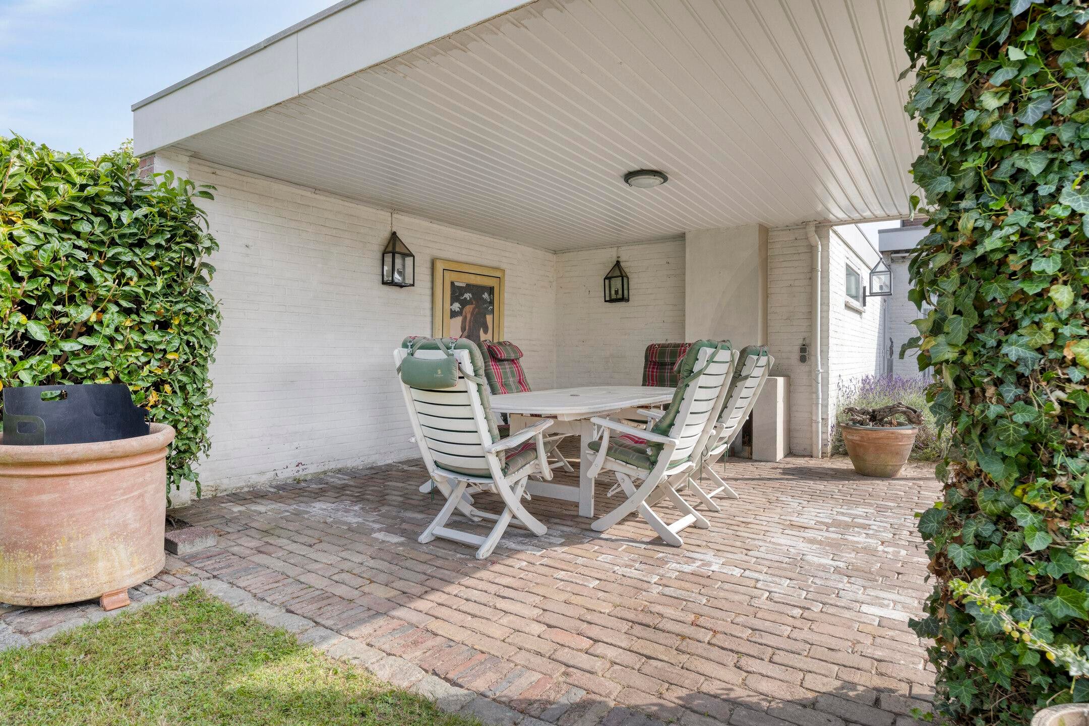 Foto 9 van Emmastraat 4