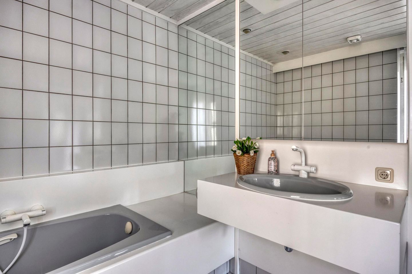 Foto 20 van Emmastraat 4