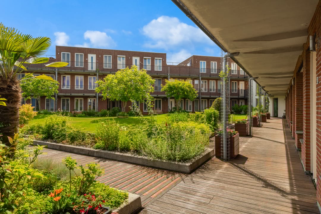 Foto 32 van Veldesteijn 24