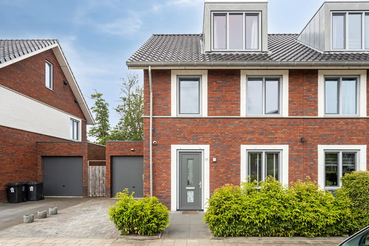 Foto 4 van Esther Vergeerstraat 61