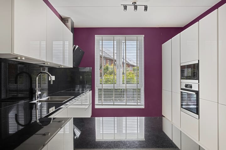 Foto 12 van Esther Vergeerstraat 61