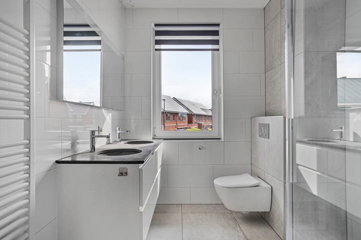 Foto 16 van Esther Vergeerstraat 61