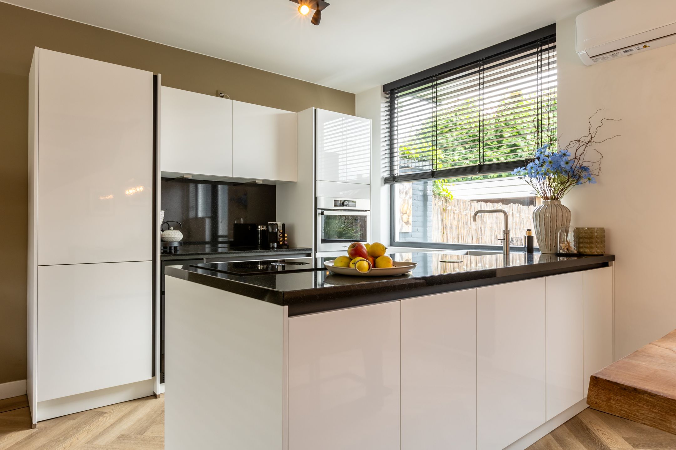 Foto 3 van Prins Bernhardstraat 6