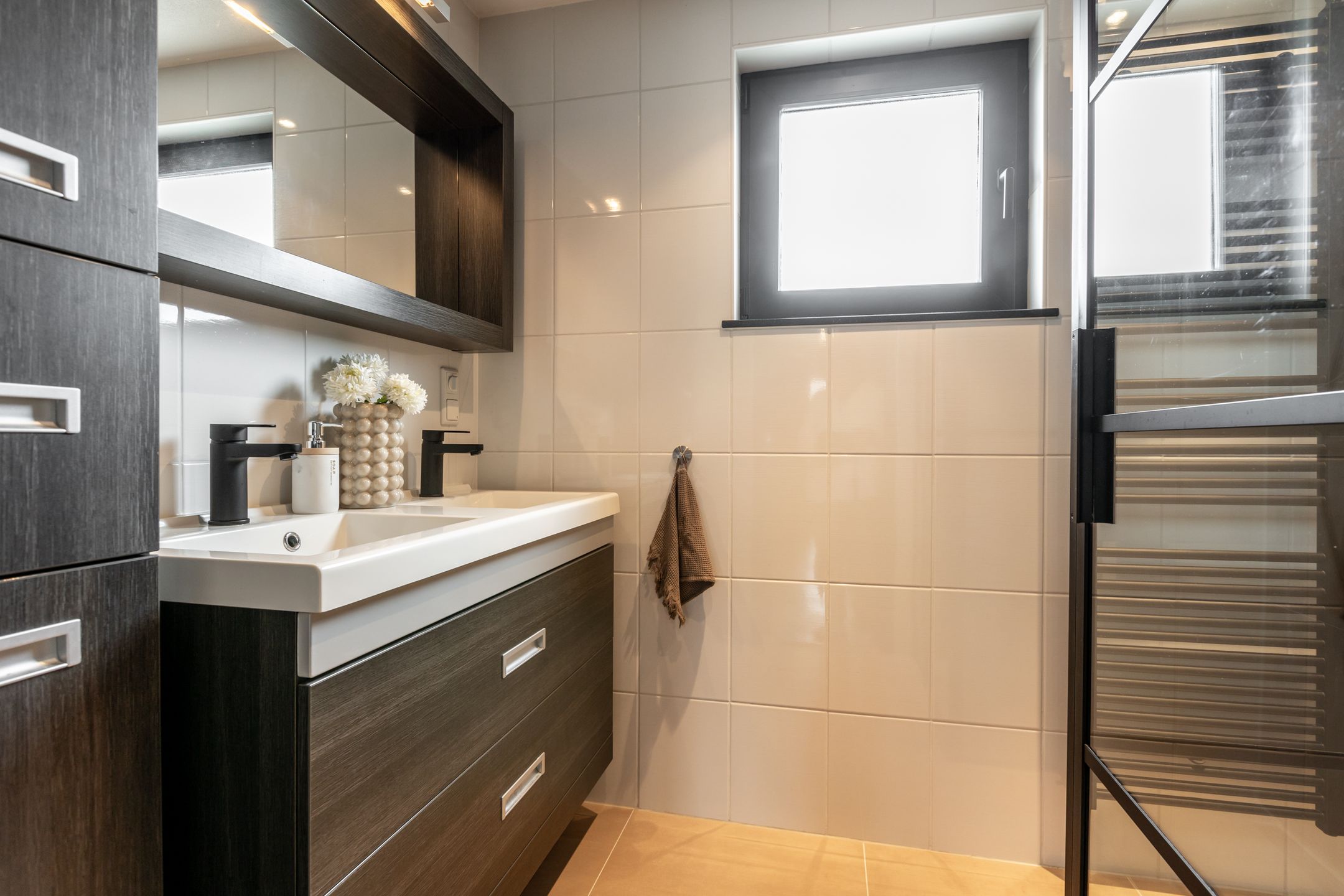 Foto 24 van Prins Bernhardstraat 6