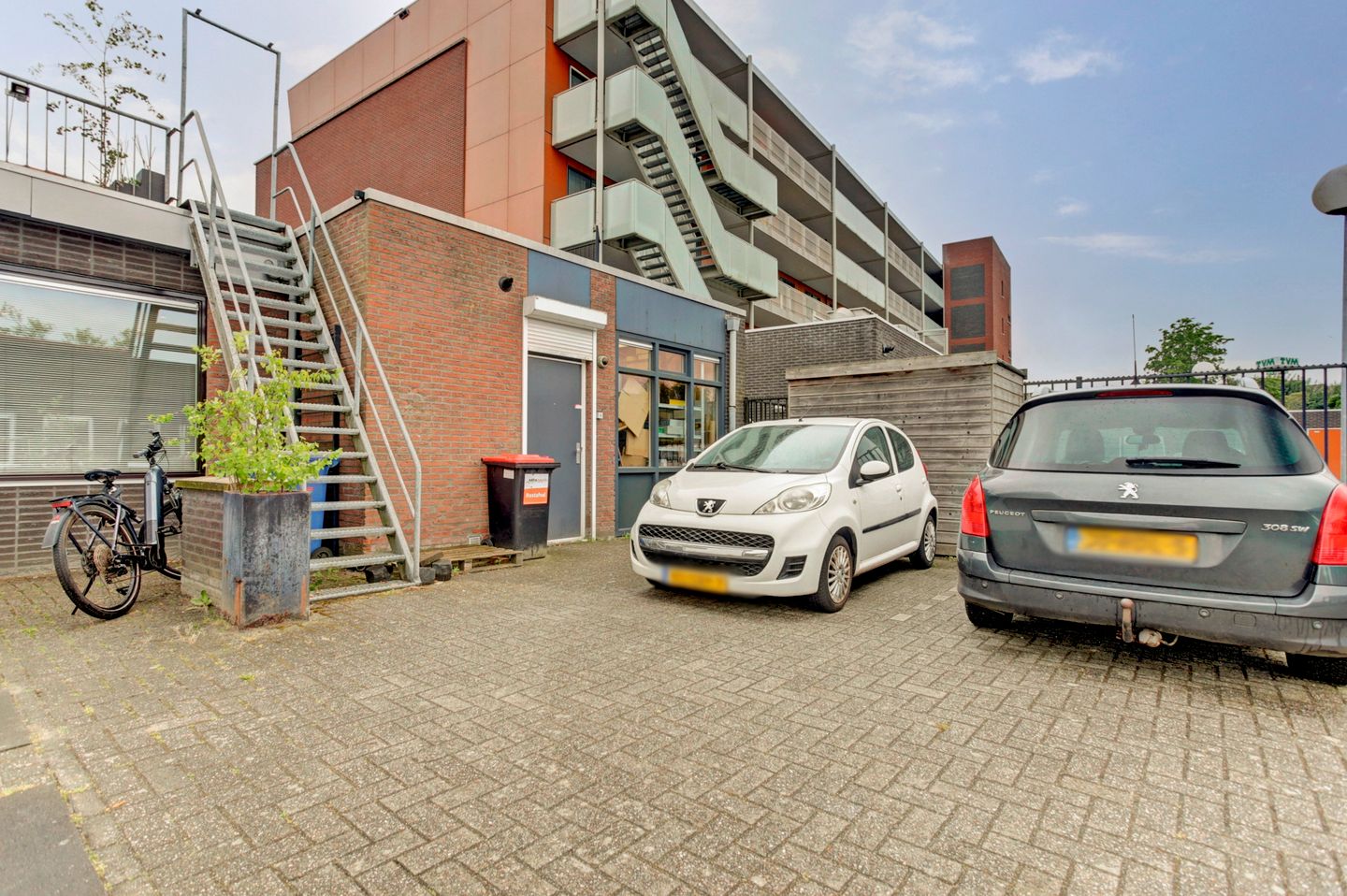 Foto 5 van Reviusplein 113