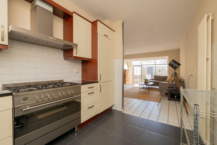 Foto 24 van Willem van Otterloolaan 18