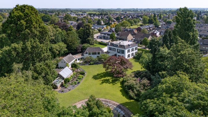 Photo 2 of Zutphensestraat 87