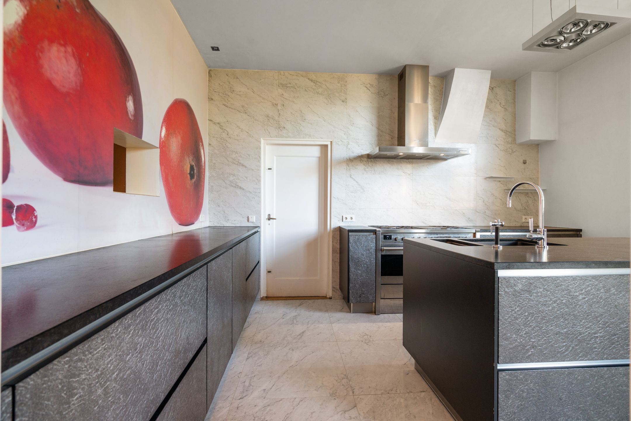 Photo 30 of Zutphensestraat 87