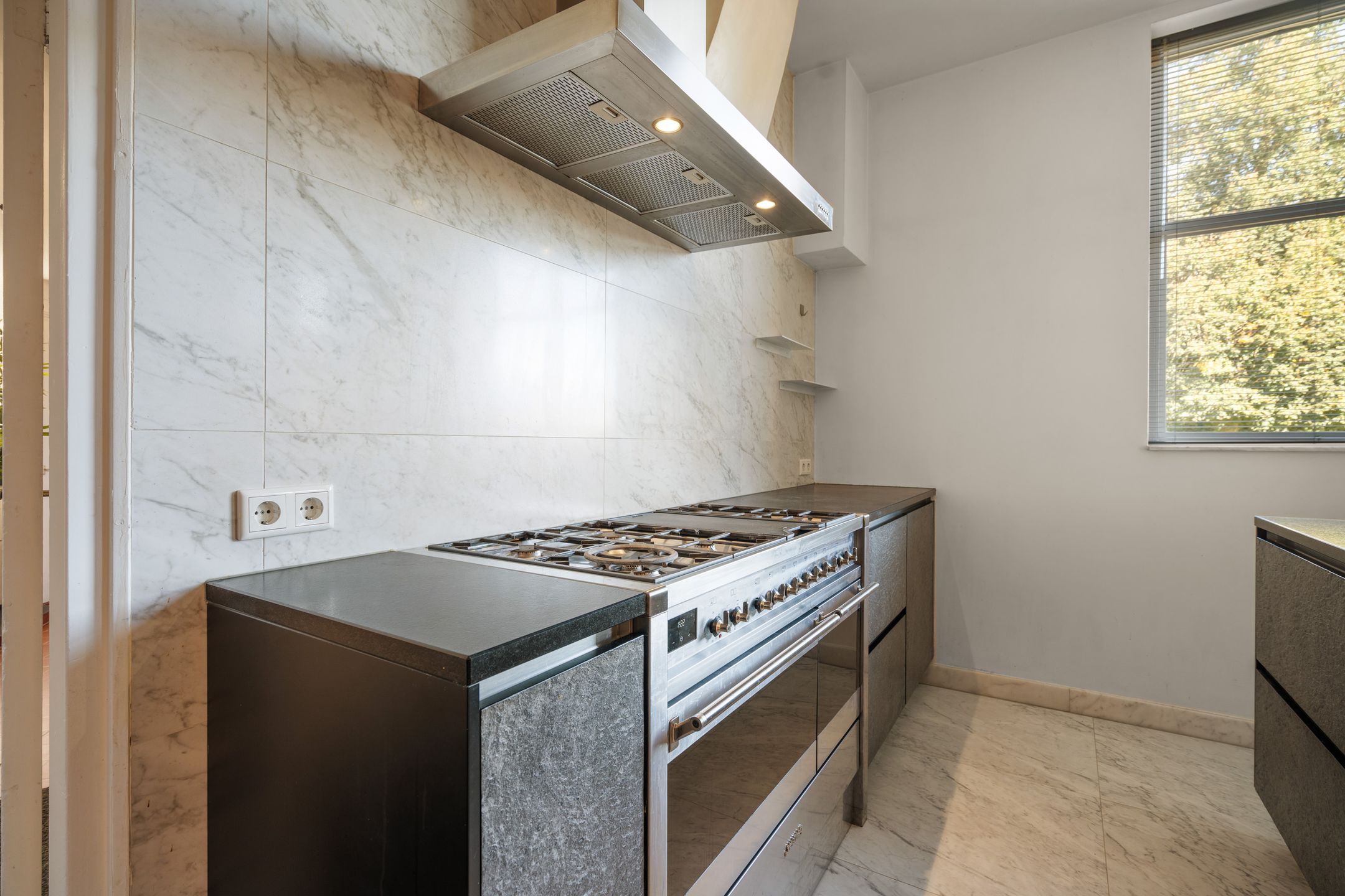 Photo 33 of Zutphensestraat 87