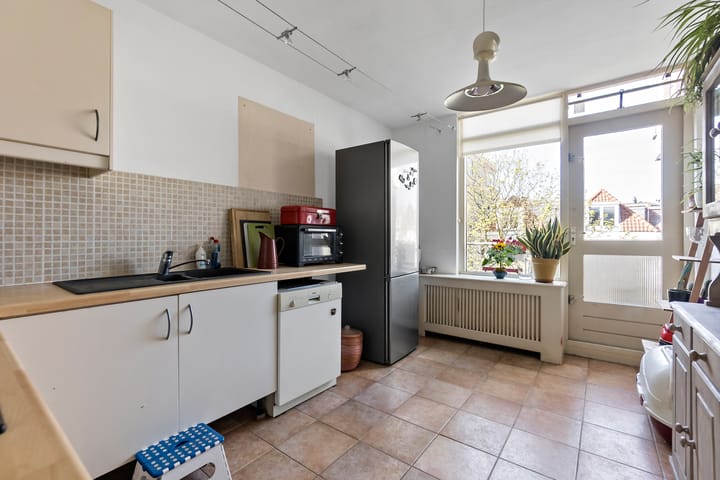 Foto 5 van Van Galenstraat 14-S