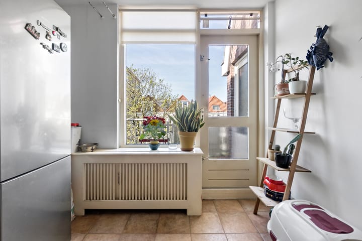 Foto 7 van Van Galenstraat 14-S