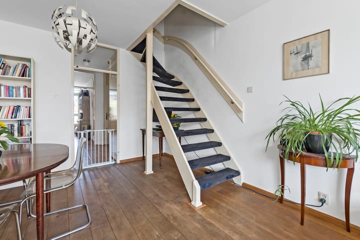 Foto 10 van Van Galenstraat 14-S