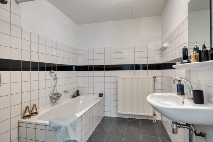 Photo 18 of Valkenaerhof 89